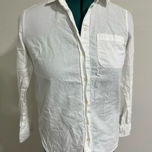 Old Navy White Casual Button Down Shirt